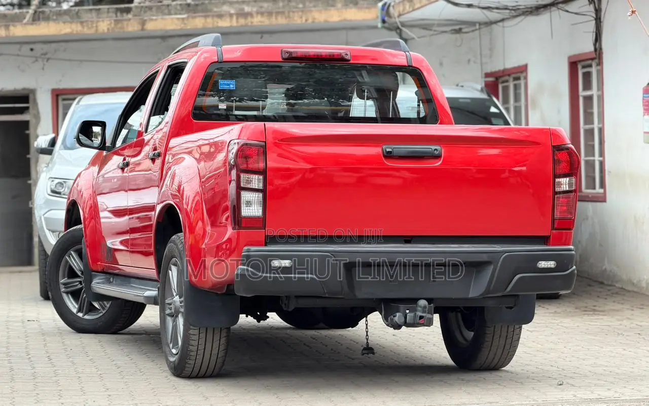 Isuzu D-MAX 2019 Red