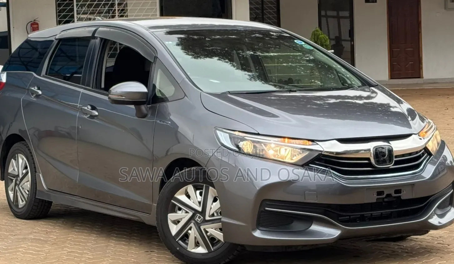 Honda Fit Shuttle 2019 Silver