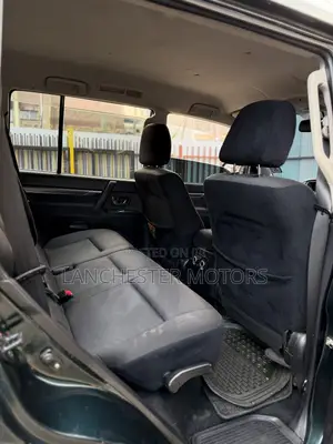 Mitsubishi Pajero 2010 Green