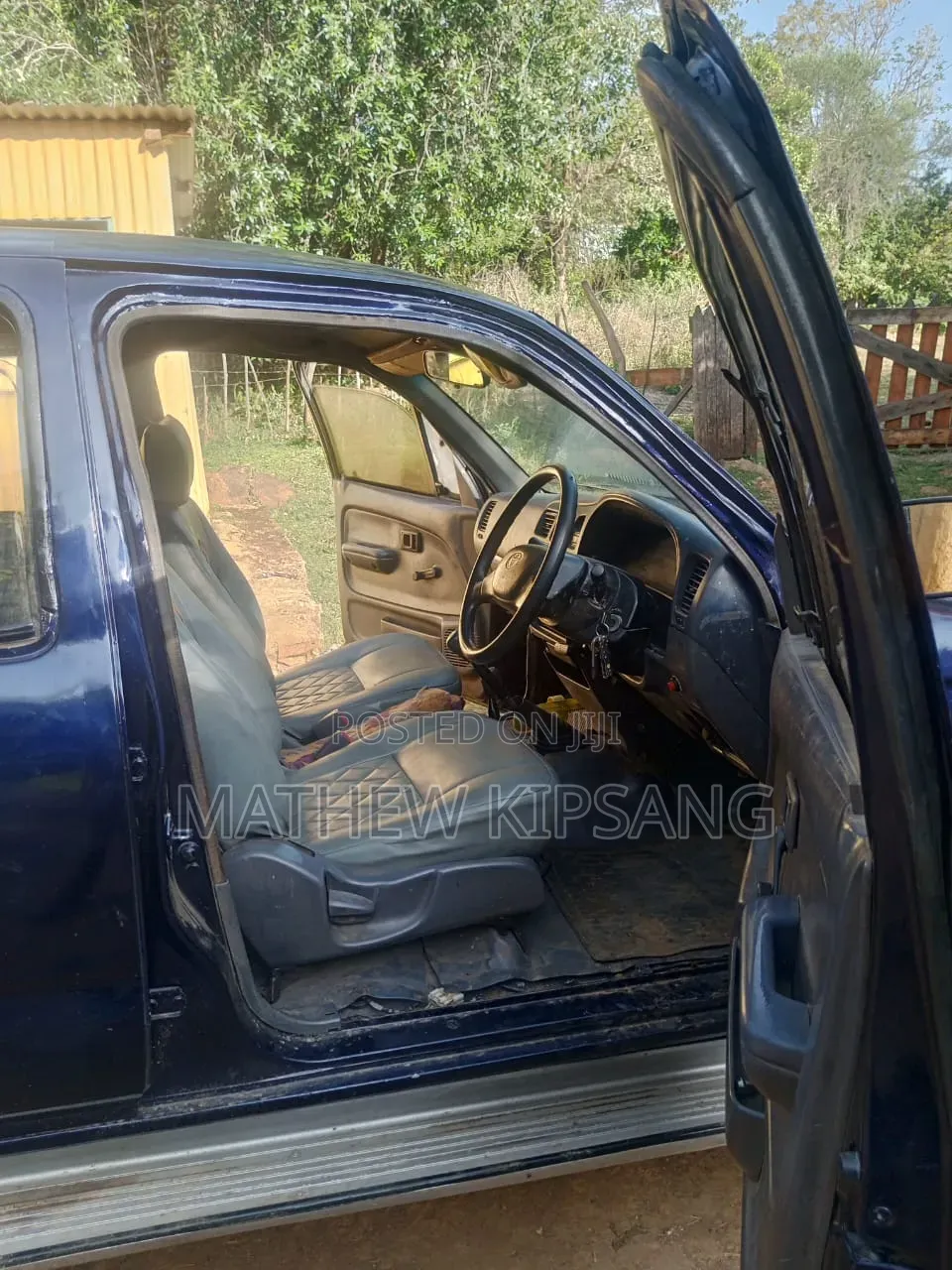 Toyota Hilux 1998 Blue