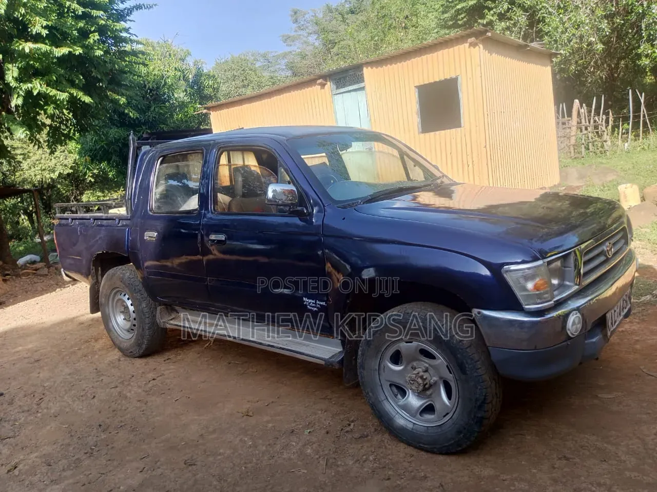 Toyota Hilux 1998 Blue