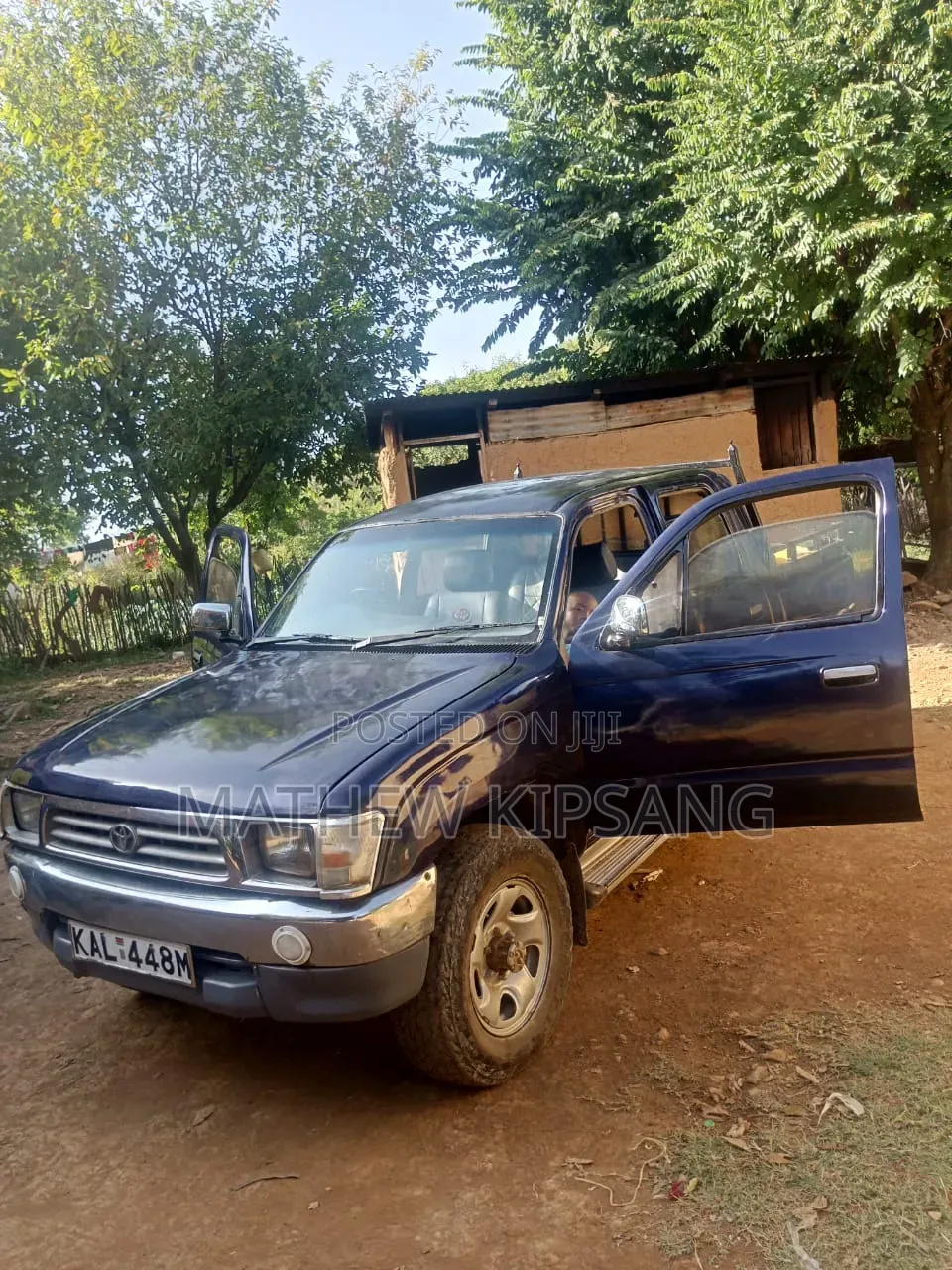 Toyota Hilux 1998 Blue