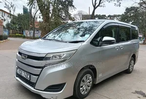 Toyota Noah 2.0 FWD (8 Seater) 2018 Silver