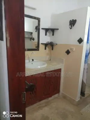 Furnished 2bdrm Villa in Town Centre for sale