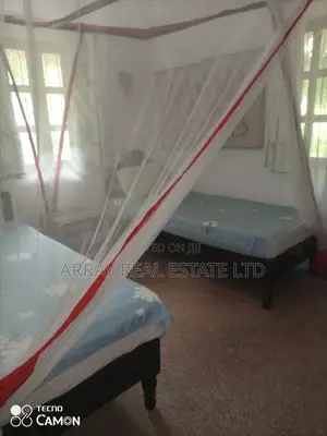 Furnished 2bdrm Villa in Town Centre for sale