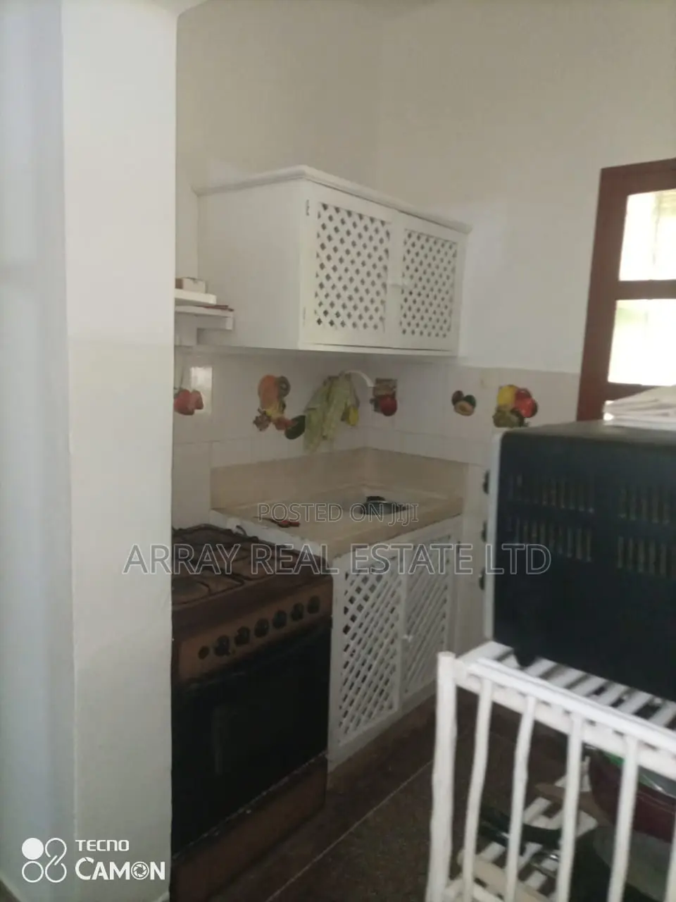 Furnished 2bdrm Villa in Town Centre for sale