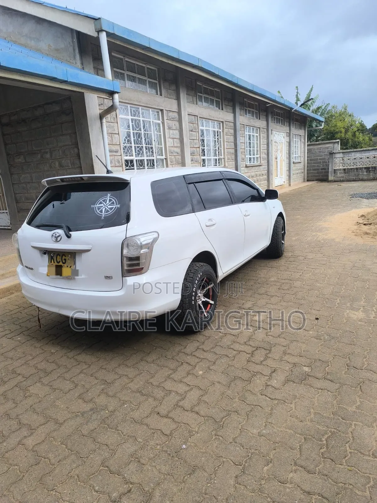 Toyota Corolla Fielder 1.5 Petrol FWD 2010 White