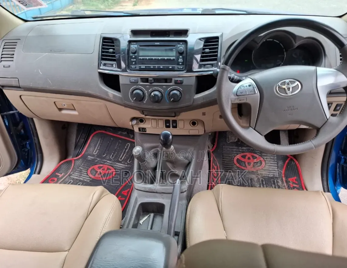 Toyota Fortuner 2012 Blue