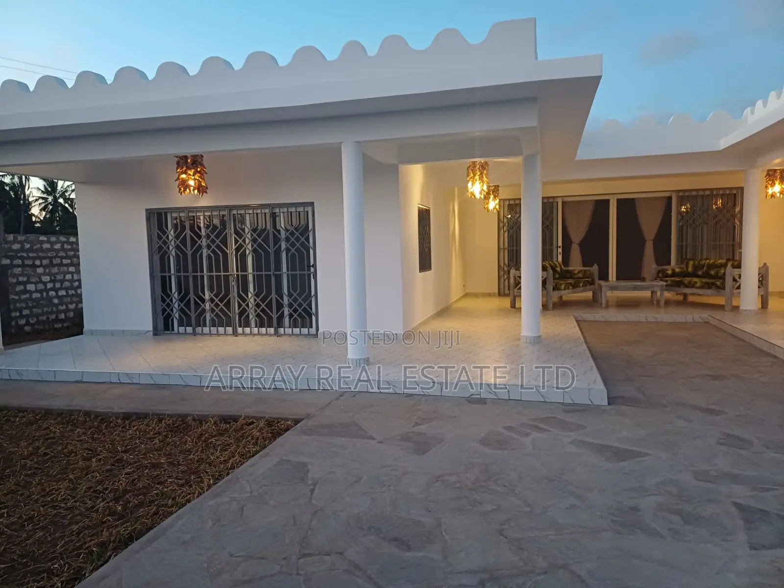 2 Br Villa in Half Acre 28M