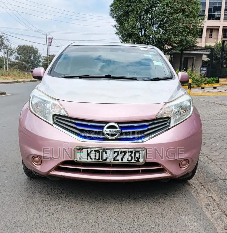 Nissan Note 2014 Pink