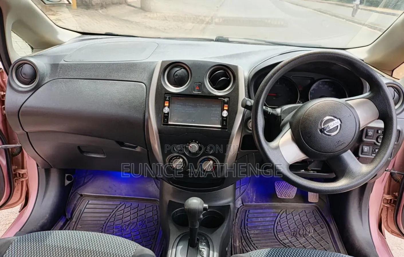 Nissan Note 2014 Pink