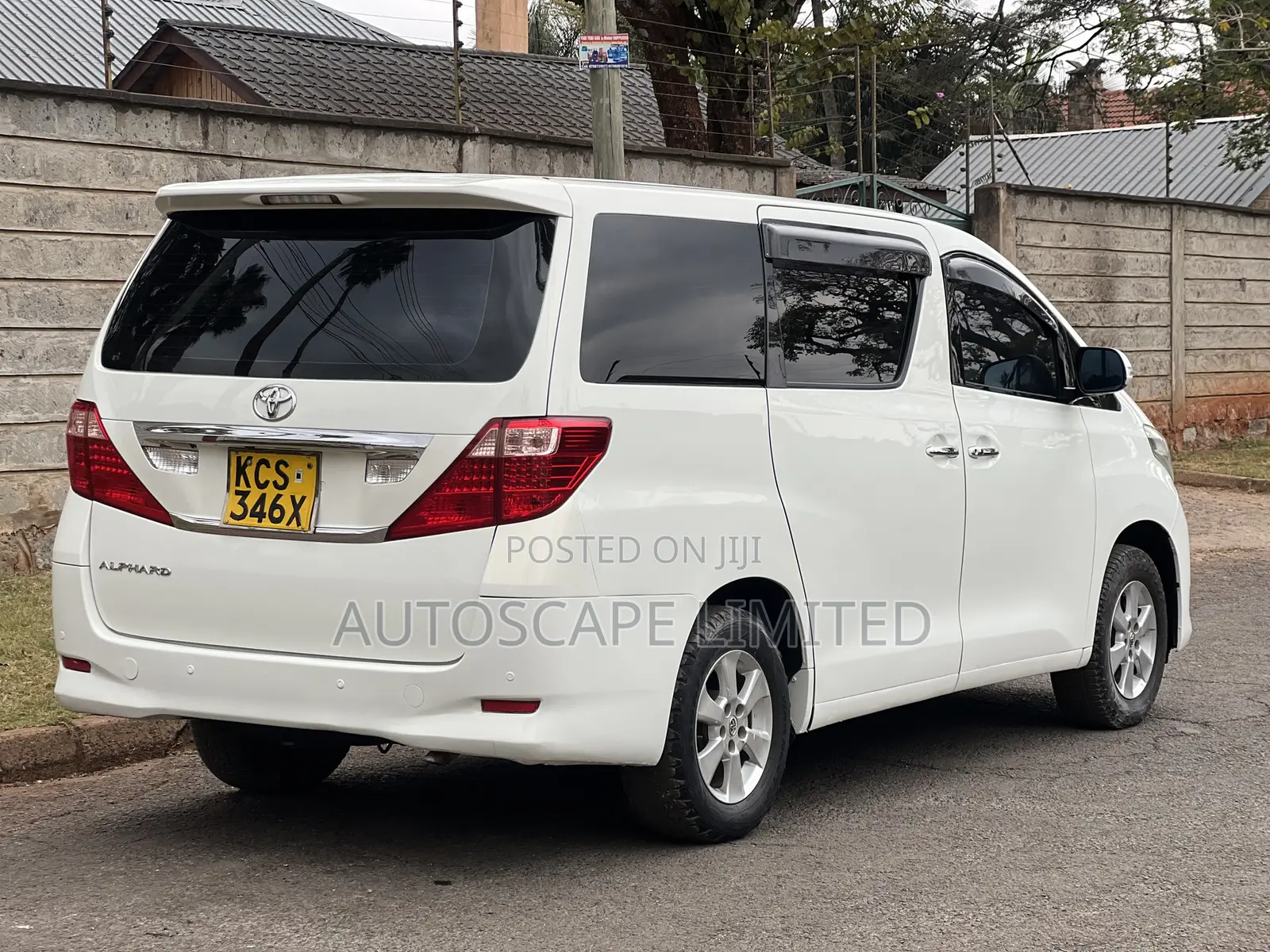 Toyota Alphard 2011 Pearl