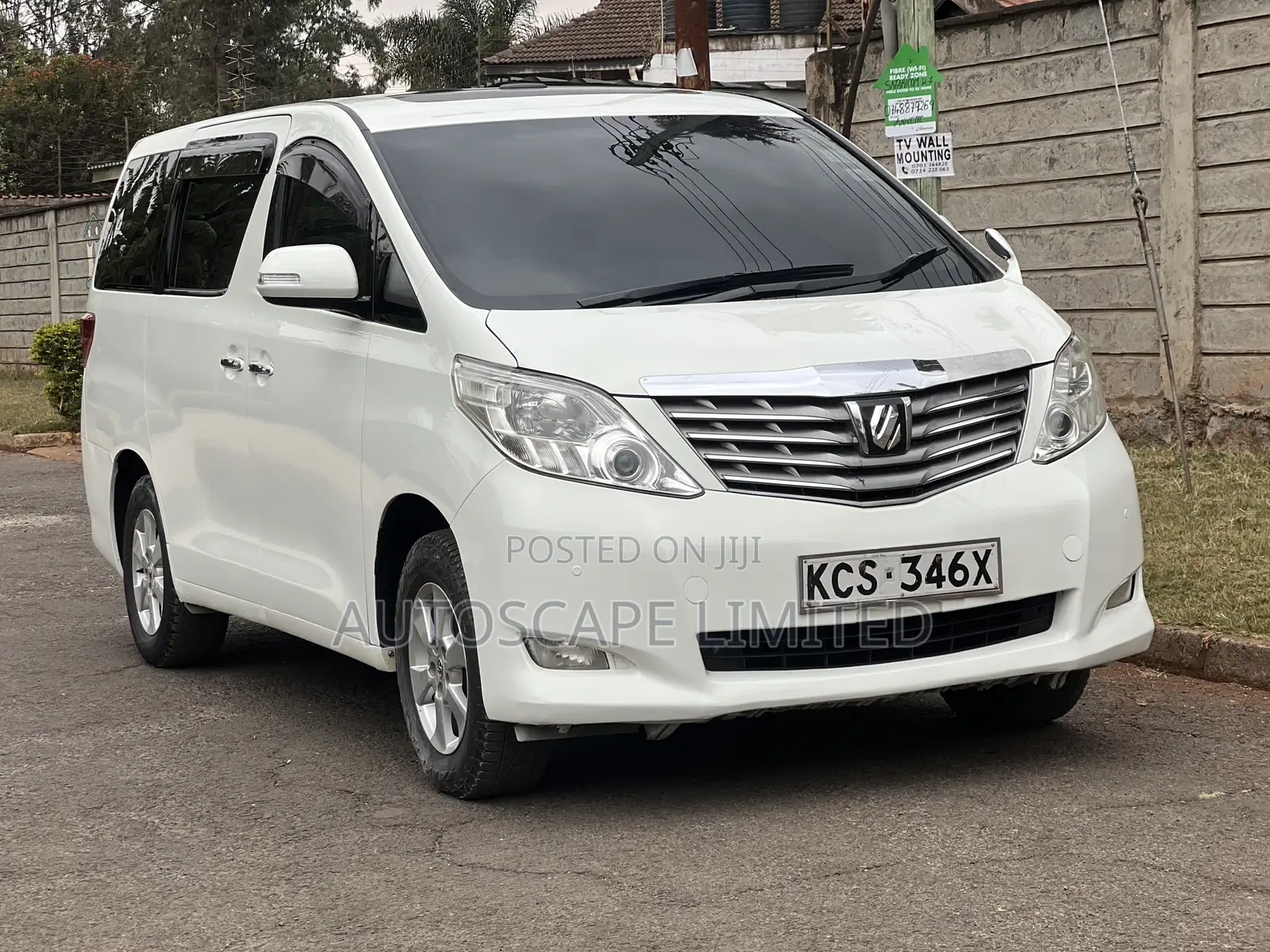 Toyota Alphard 2011 Pearl