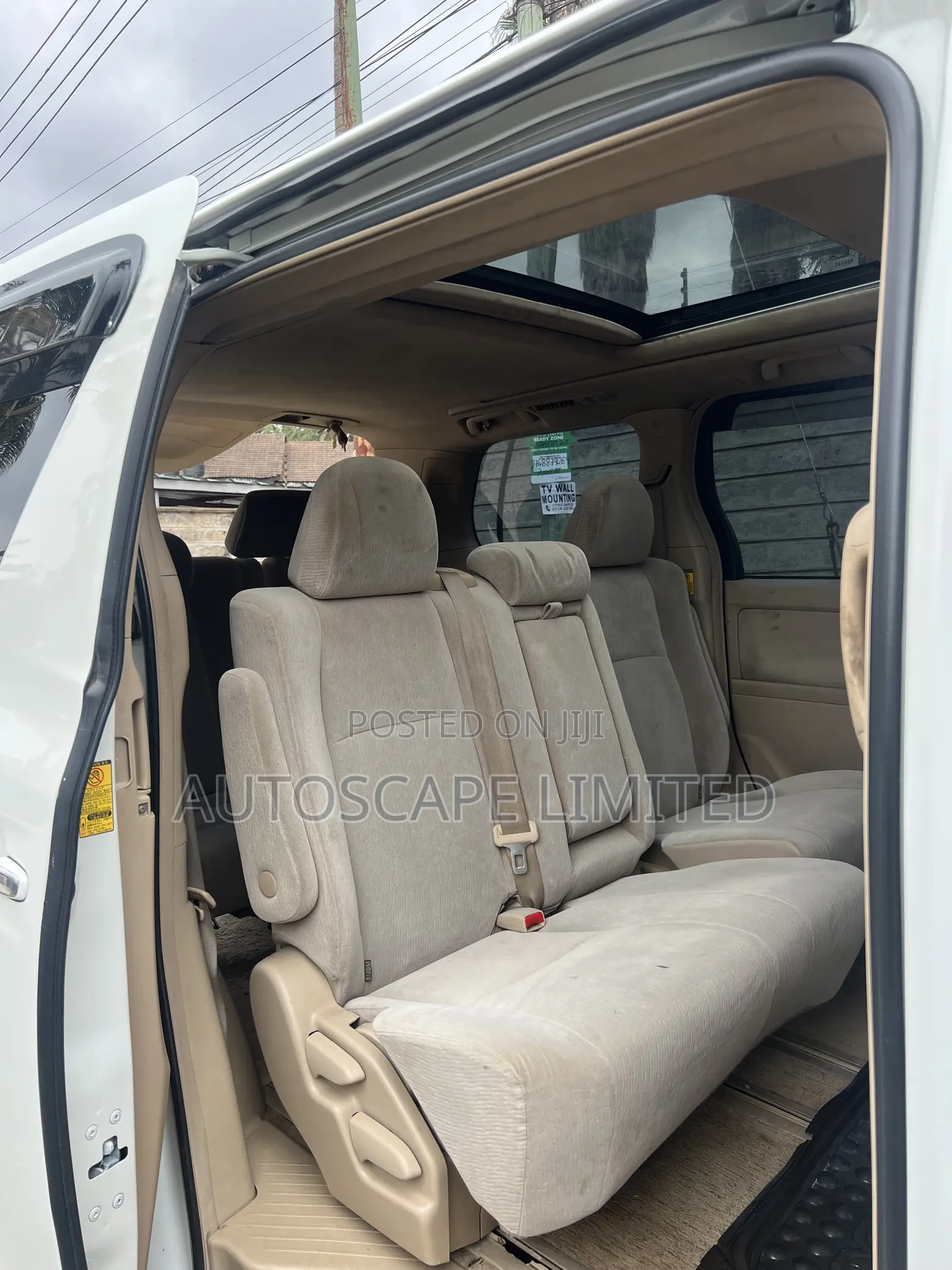 Toyota Alphard 2011 Pearl