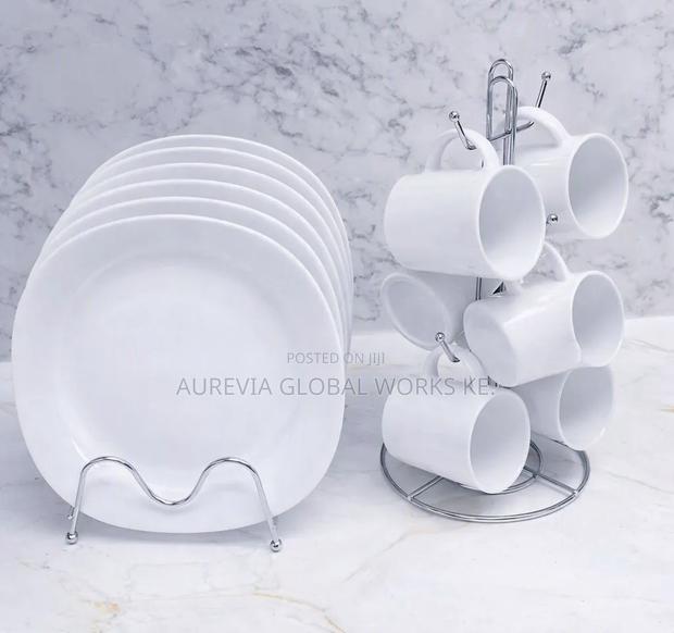 Dinnerware Set