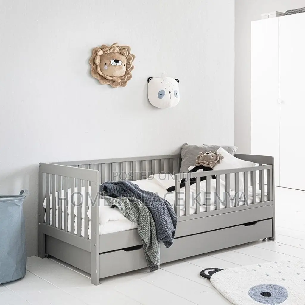 Crib Bed; Durable Wooden Crib Bed for Babies and Toddlers