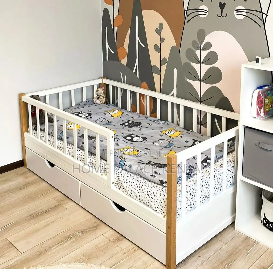 Crib Bed; Durable Wooden Crib Bed for Babies and Toddlers