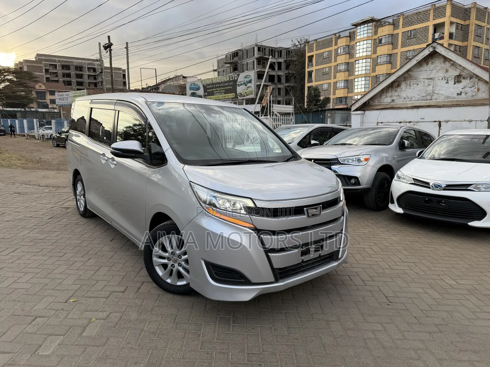 Toyota Noah 2.0 FWD (8 Seater) 2020 Silver