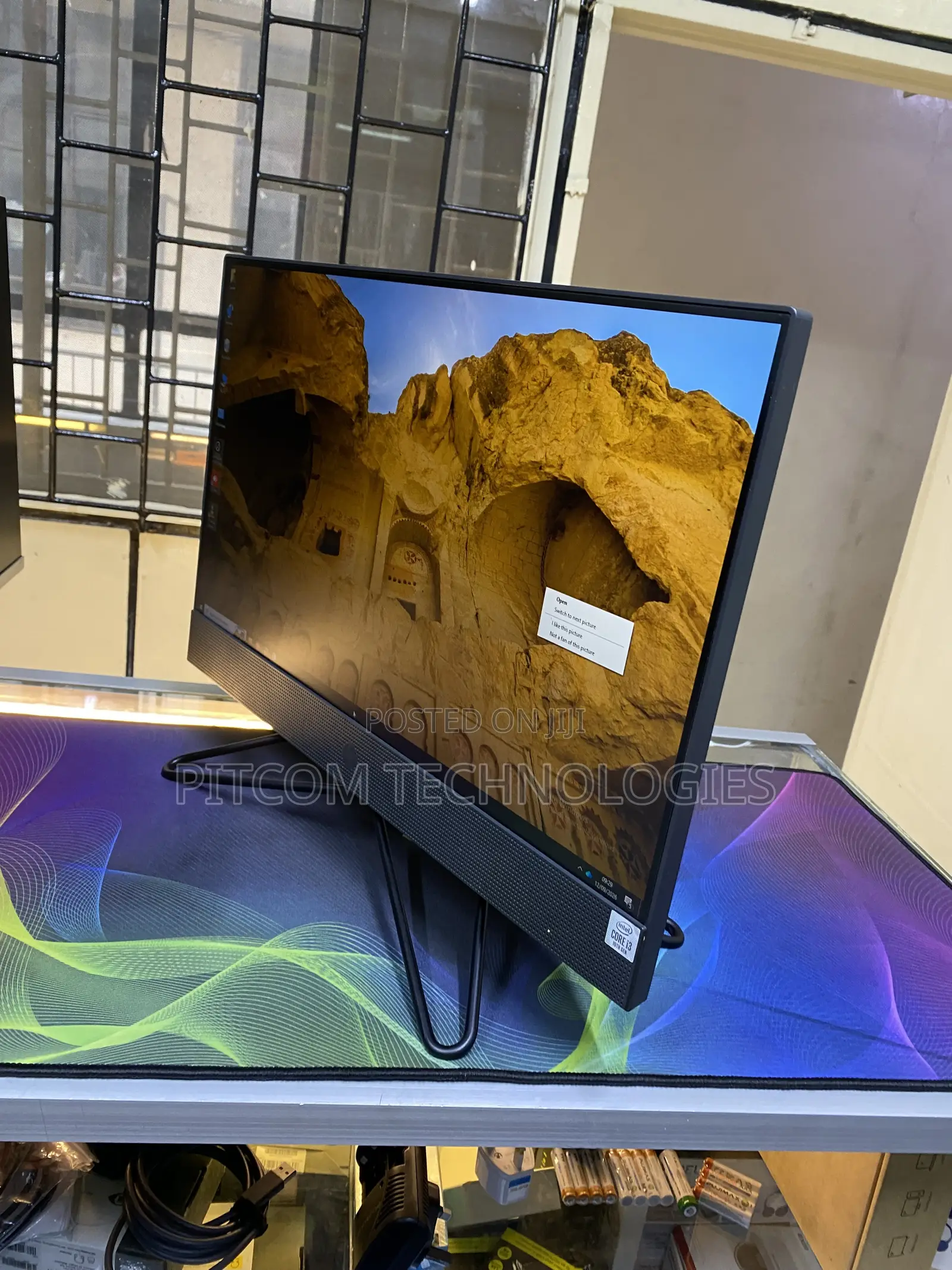 Desktop Computer HP 200 G4 22 All-in-One 12GB Intel Core i5 HDD 1T