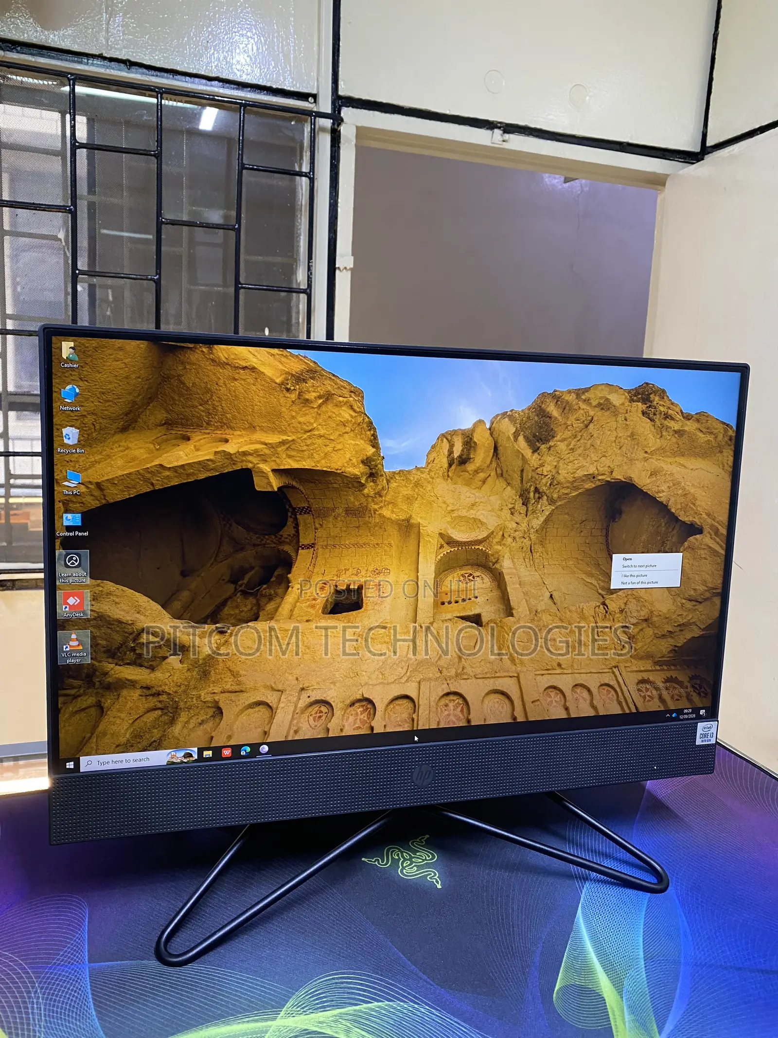 Desktop Computer HP 200 G4 22 All-in-One 12GB Intel Core i5 HDD 1T