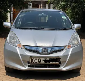 Honda Fit 2012 Silver