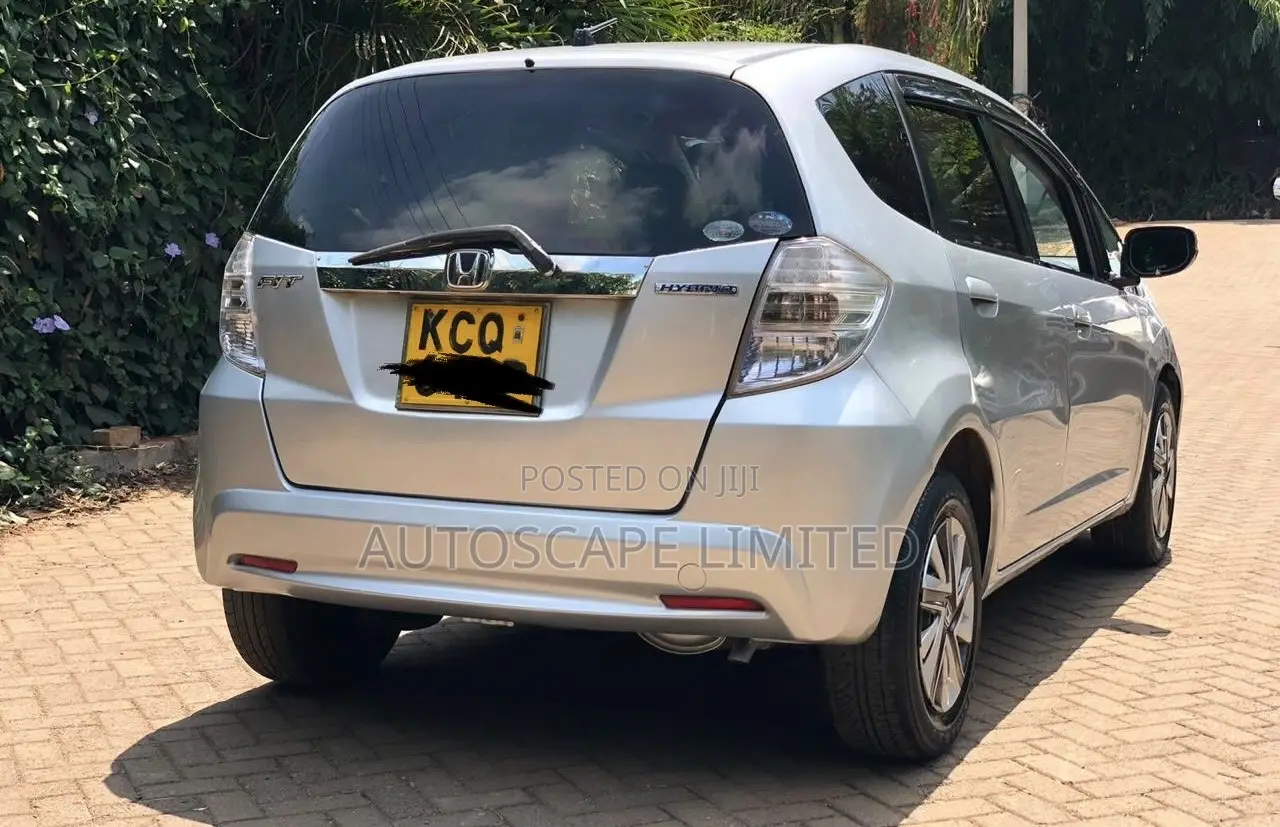 Honda Fit 2012 Silver