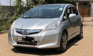 Honda Fit 2012 Silver