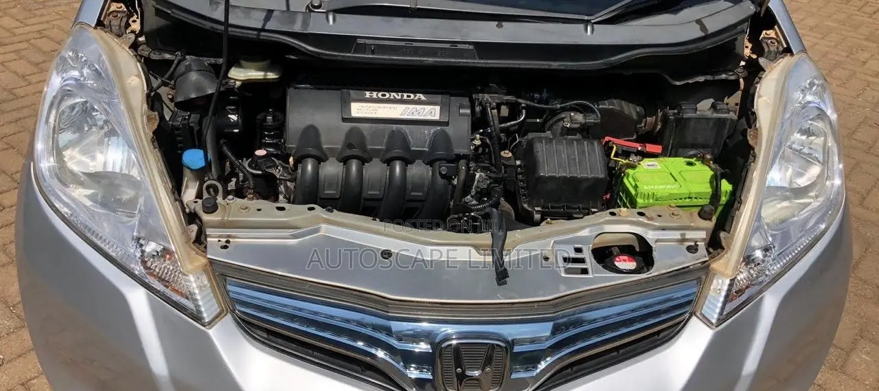 Honda Fit 2012 Silver