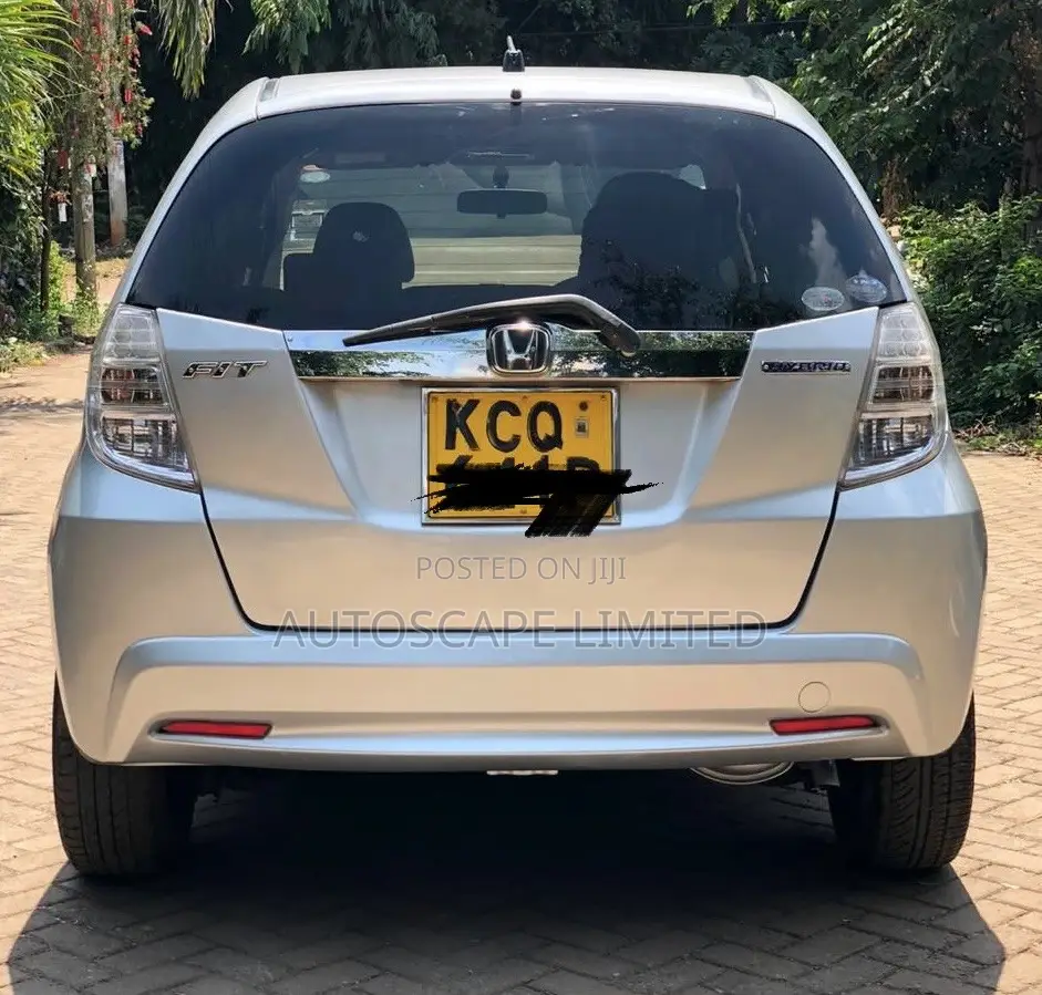 Honda Fit 2012 Silver