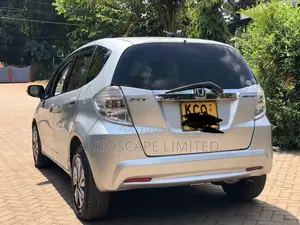 Honda Fit 2012 Silver