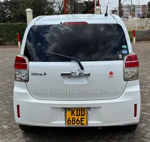 Toyota Spade 2014 White