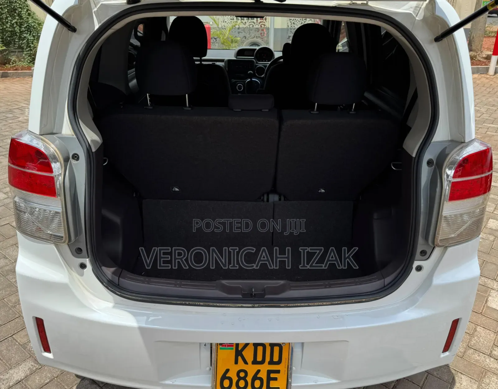 Toyota Spade 2014 White