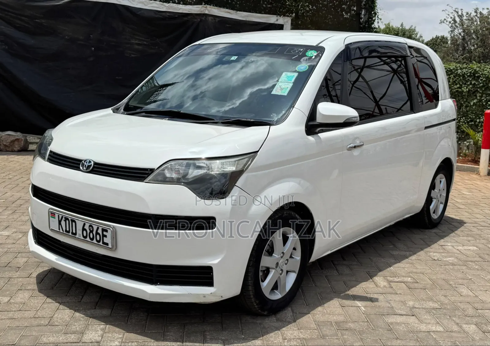 Toyota Spade 2014 White