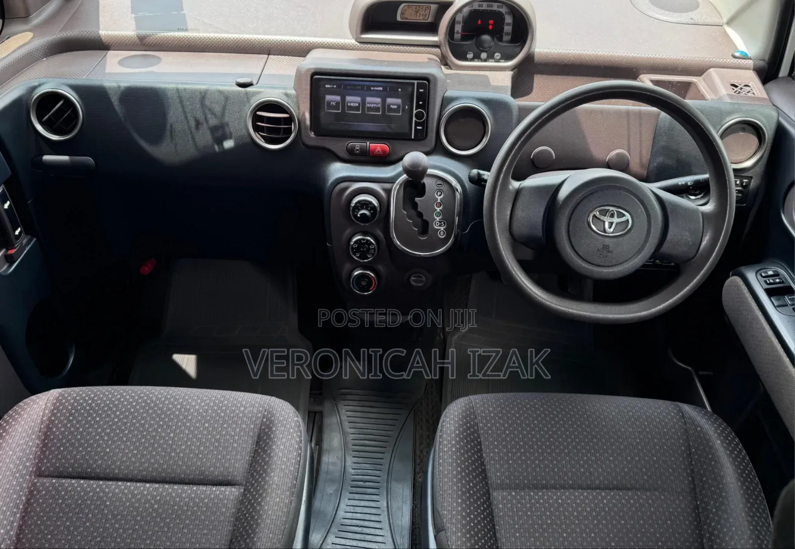 Toyota Spade 2014 White