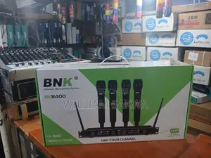 BNK BK8400 Wireless Microphone