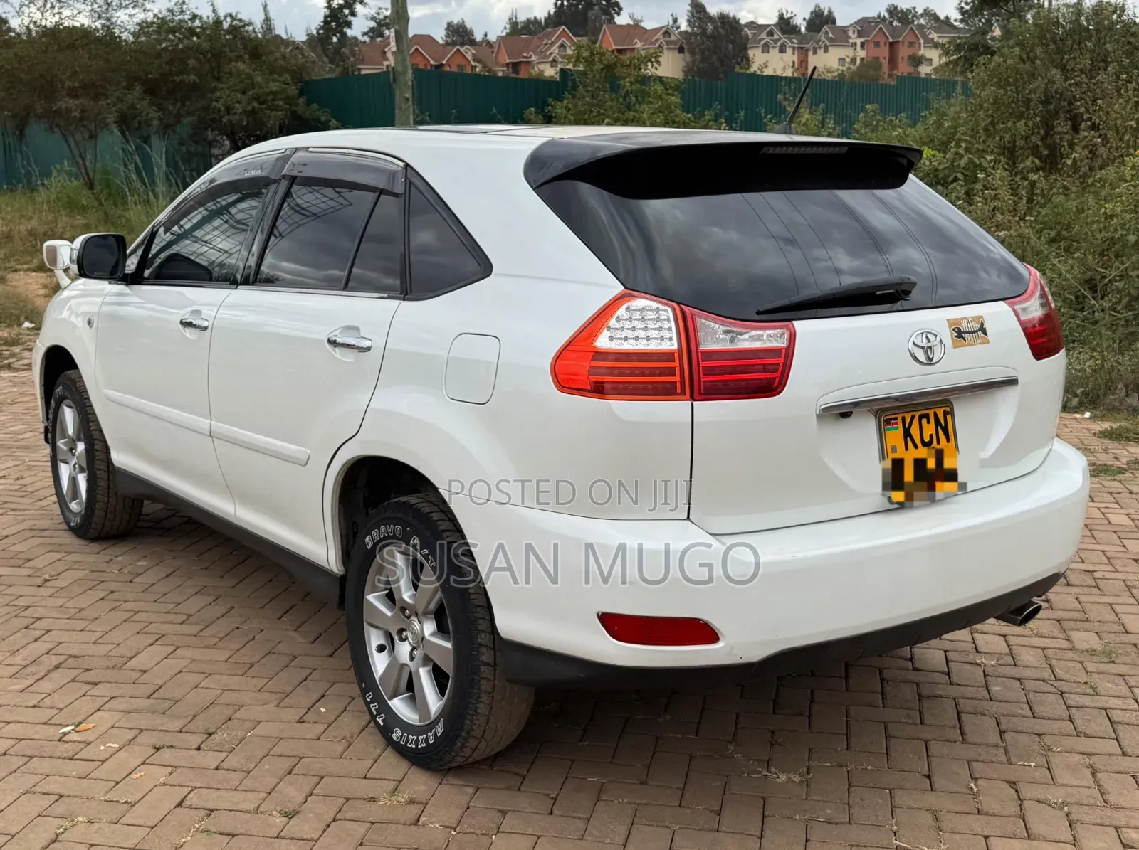 Toyota Harrier 2010 White