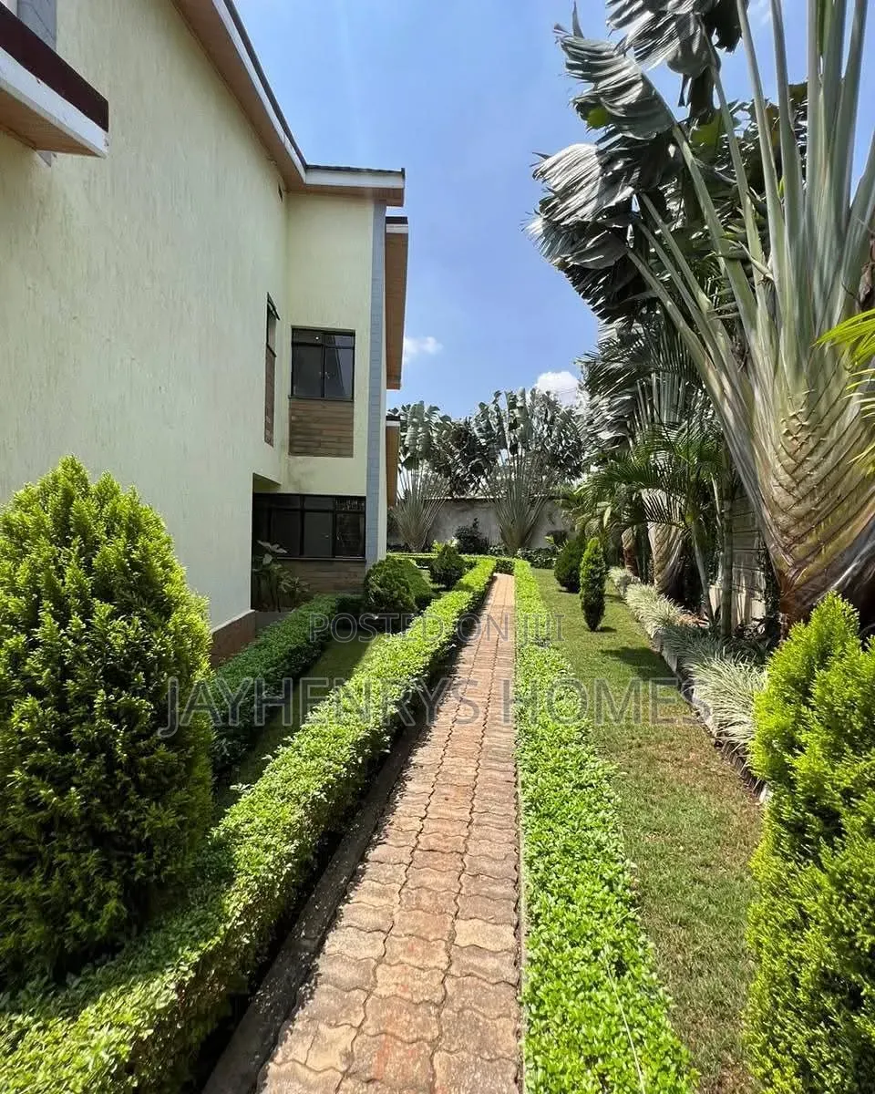 5bdrm House in Muthaiga North for sale