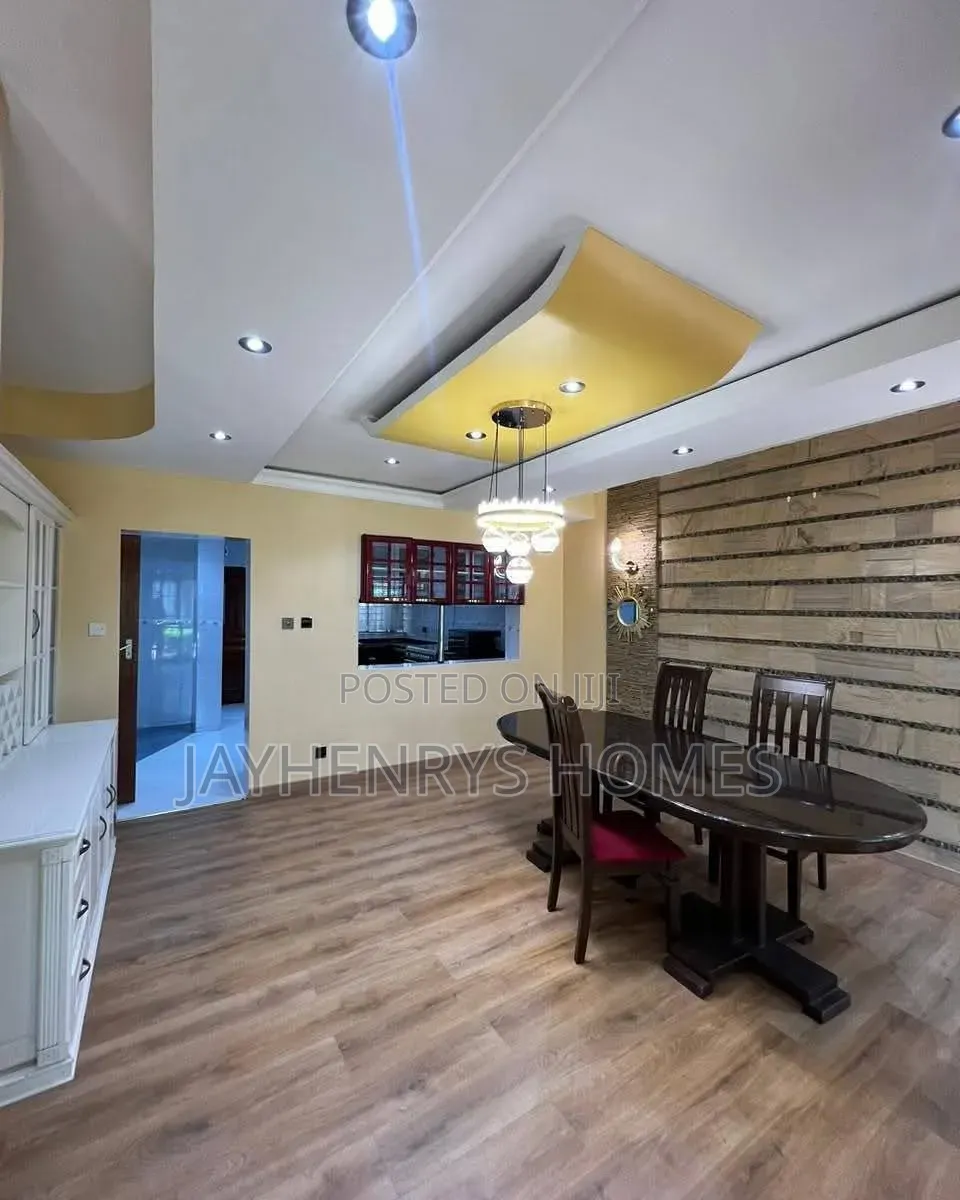 5bdrm House in Muthaiga North for sale
