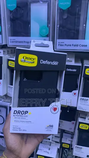 Black OtterBox Defender Series Case for the iPhone 17 Pro,