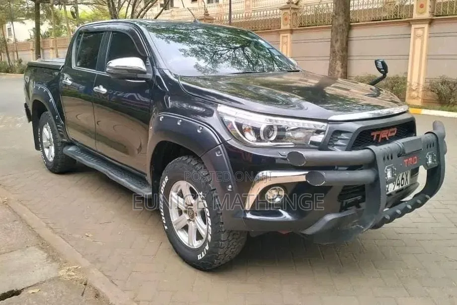 Toyota Hilux 2019 Black