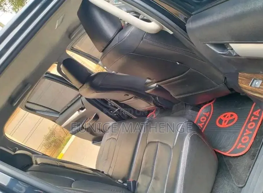 Toyota Hilux 2019 Black