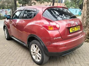 Nissan Juke 2011 Red