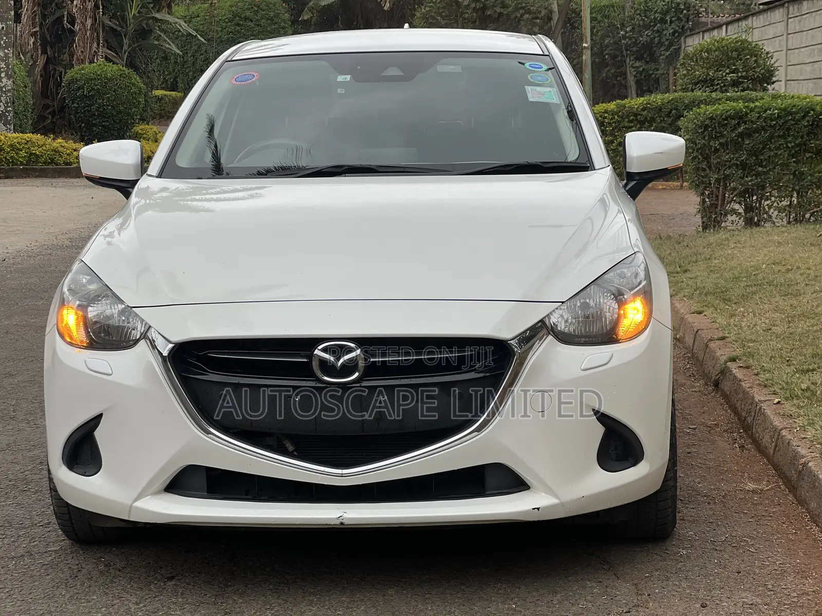 Mazda Demio 2018 White