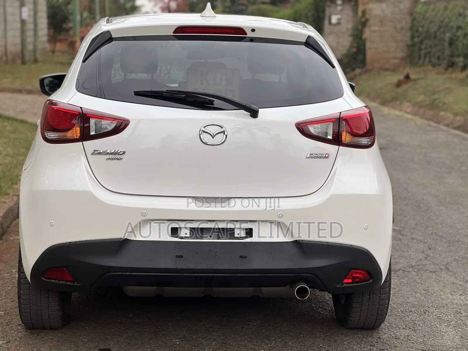 Mazda Demio 2018 White