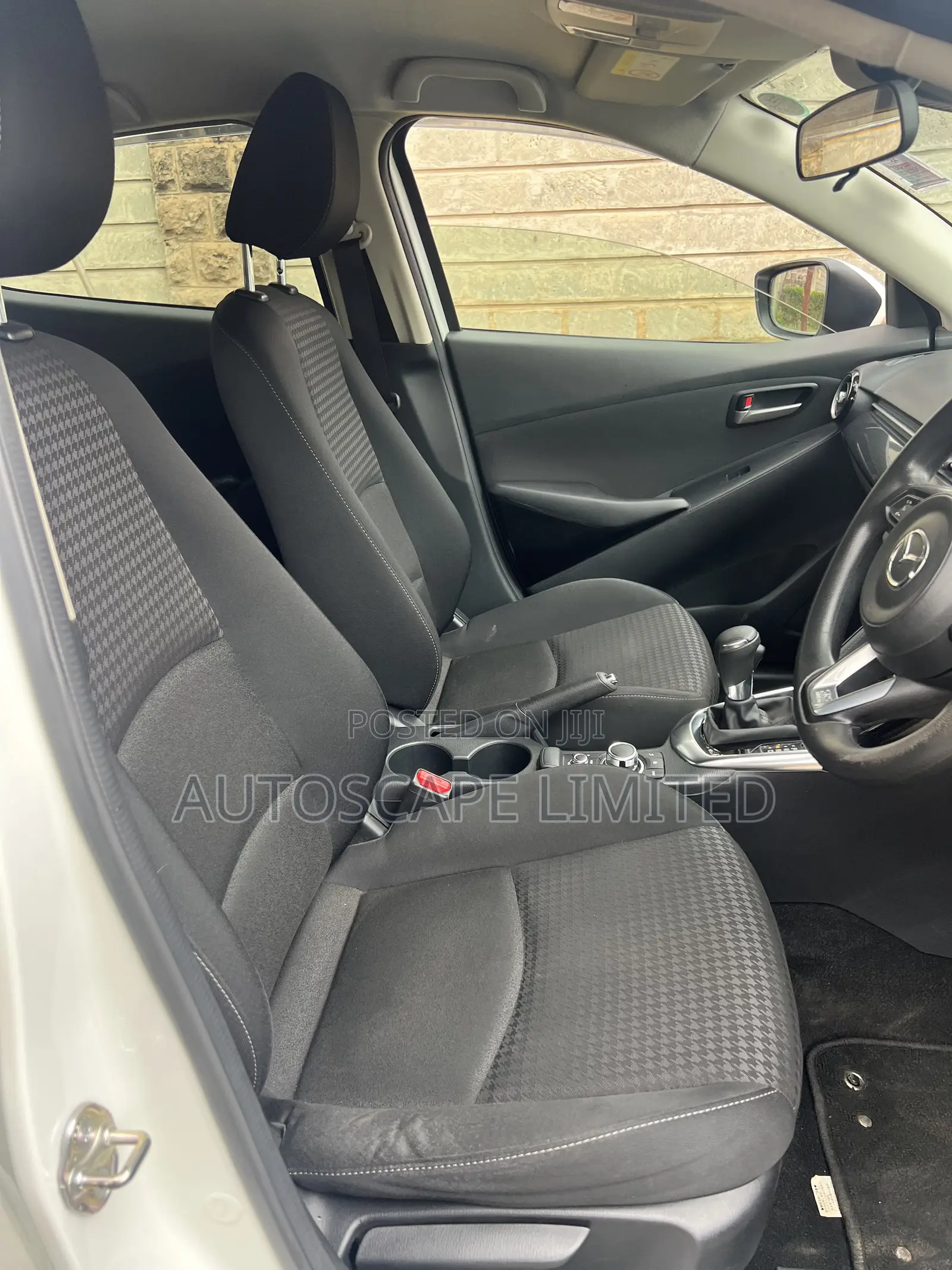 Mazda Demio 2018 White