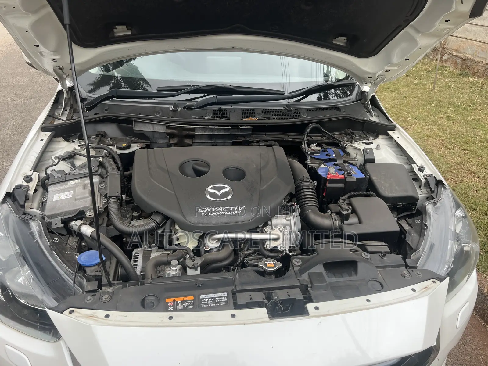 Mazda Demio 2018 White