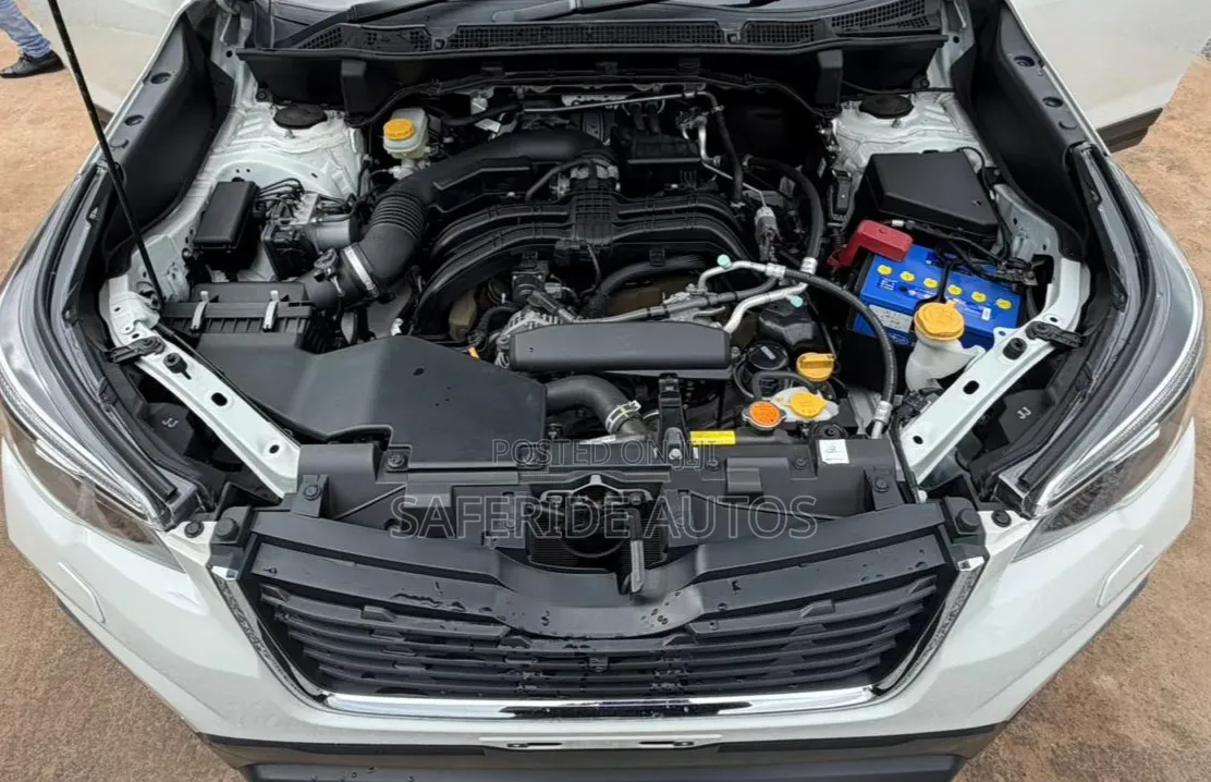 Subaru Forester Premium AWD 2019 White