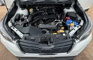 Subaru Forester Premium AWD 2019 White
