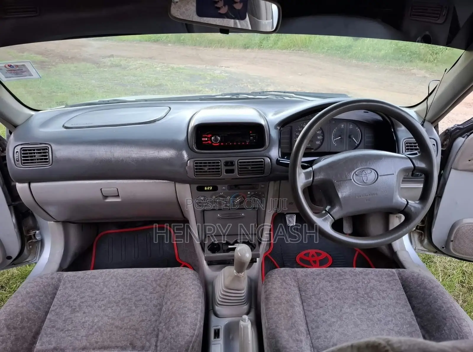 Toyota Sprinter 2000 Silver