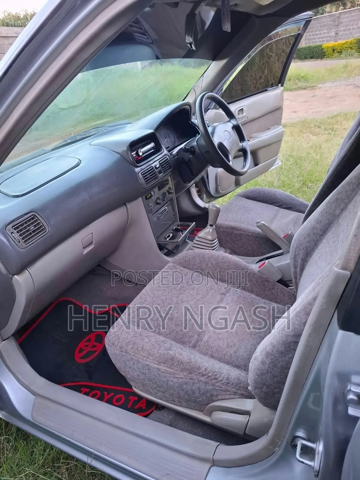 Toyota Sprinter 2000 Silver